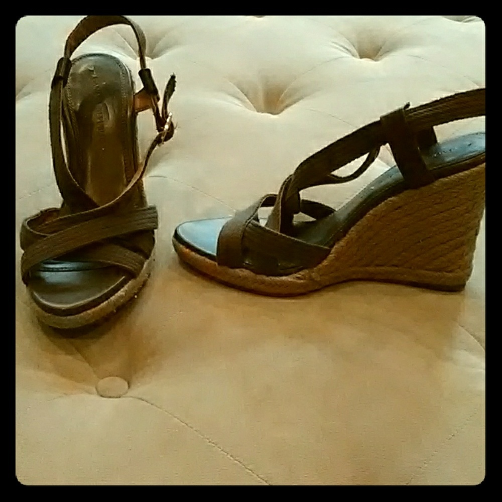 Banana Republic wedge sandal
